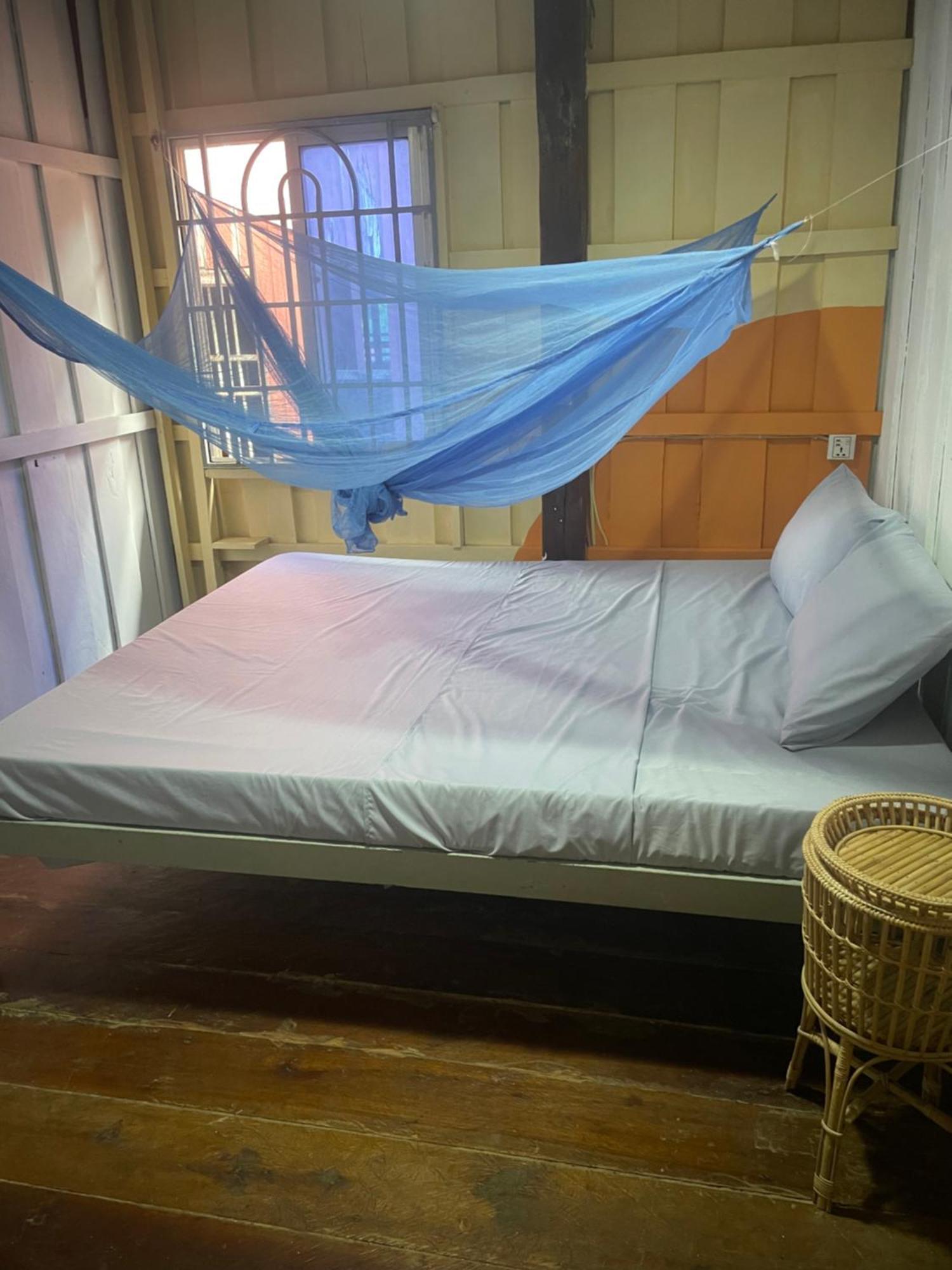 The Hornbill Hostel Ко Ронг Санлоем Стая снимка